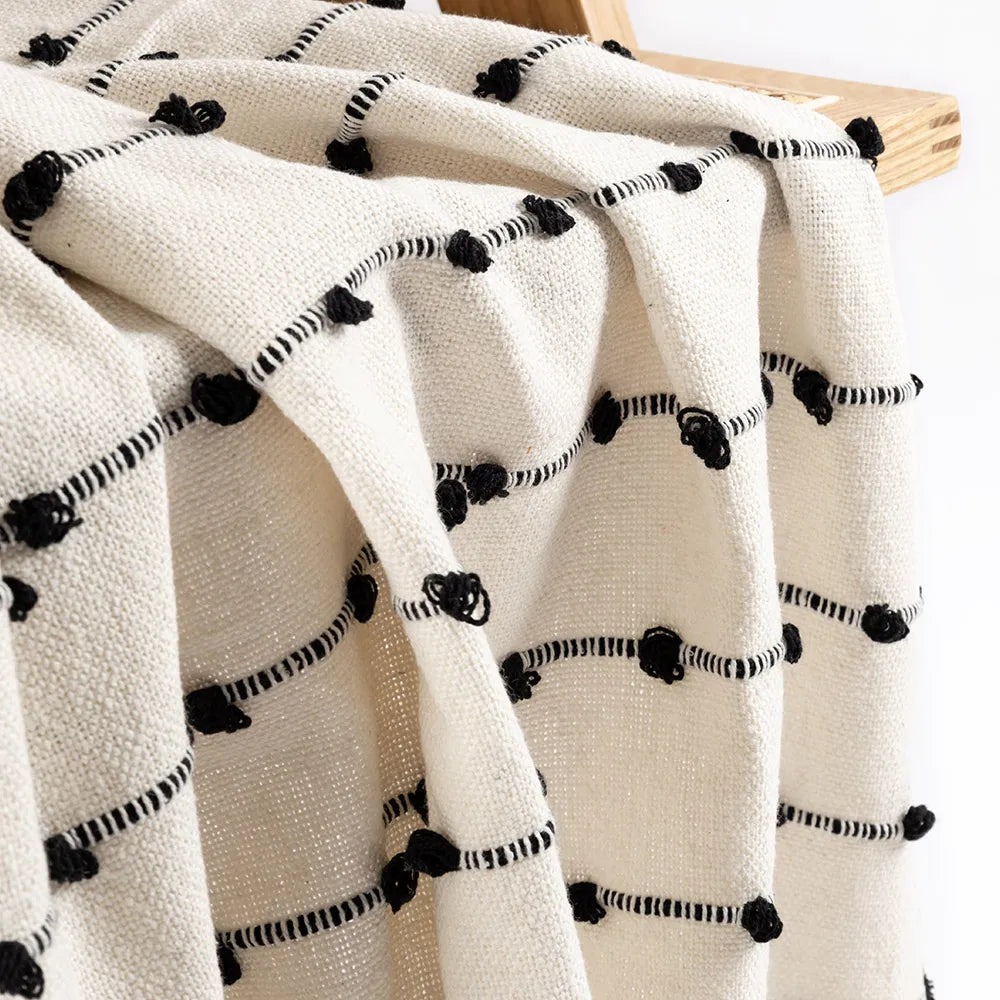 Monochrome Throw (White/Black)