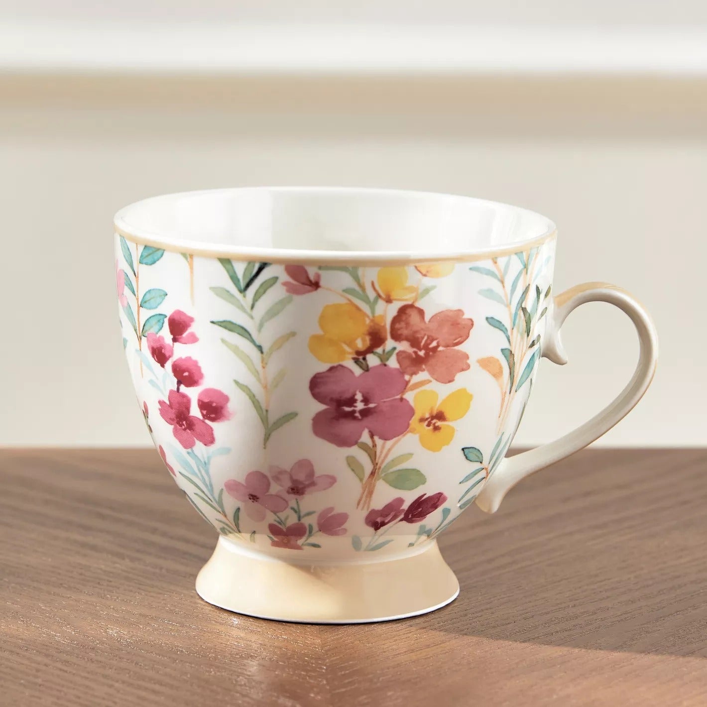 Gloria New Bone China Mug - 400 ml