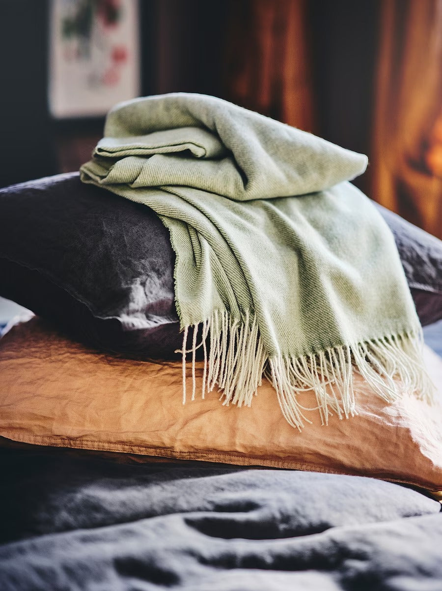 HOLMVI Throw, light grey-green, 120x160 cm