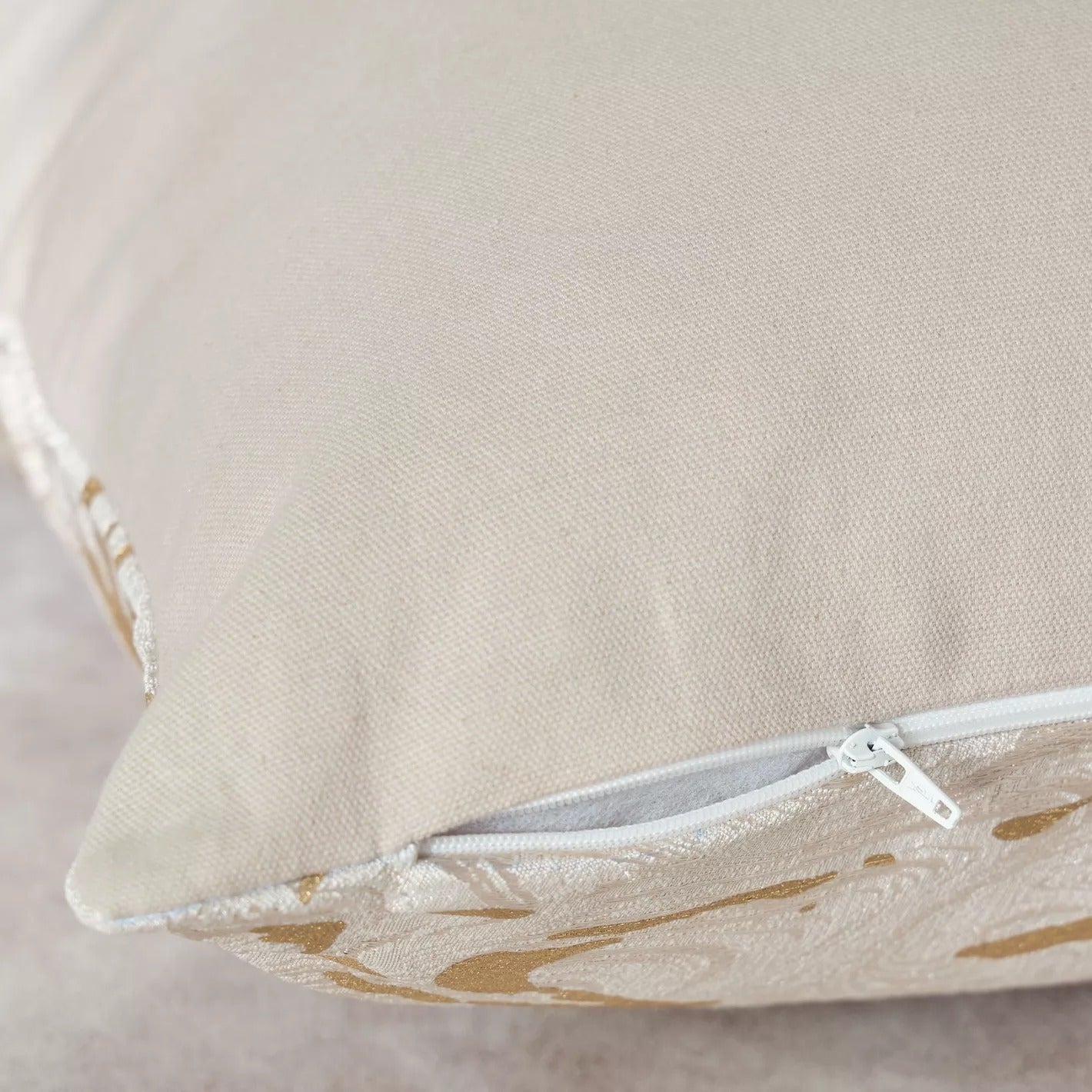 Noura Elyna Jacquard Foil Print Cushion Cover - 50x50 cm