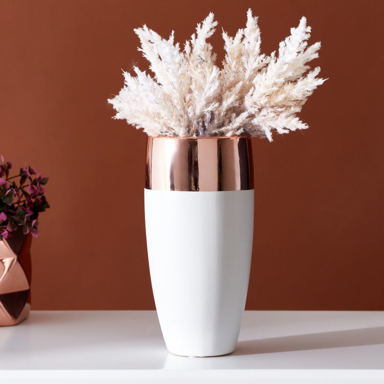 Tyrion Vase