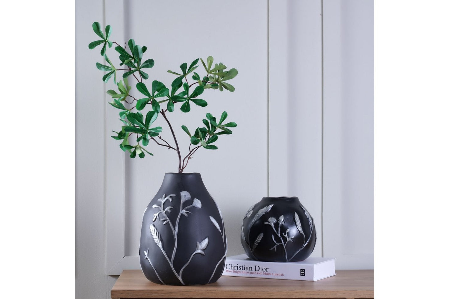 Twilight Vase (Black)